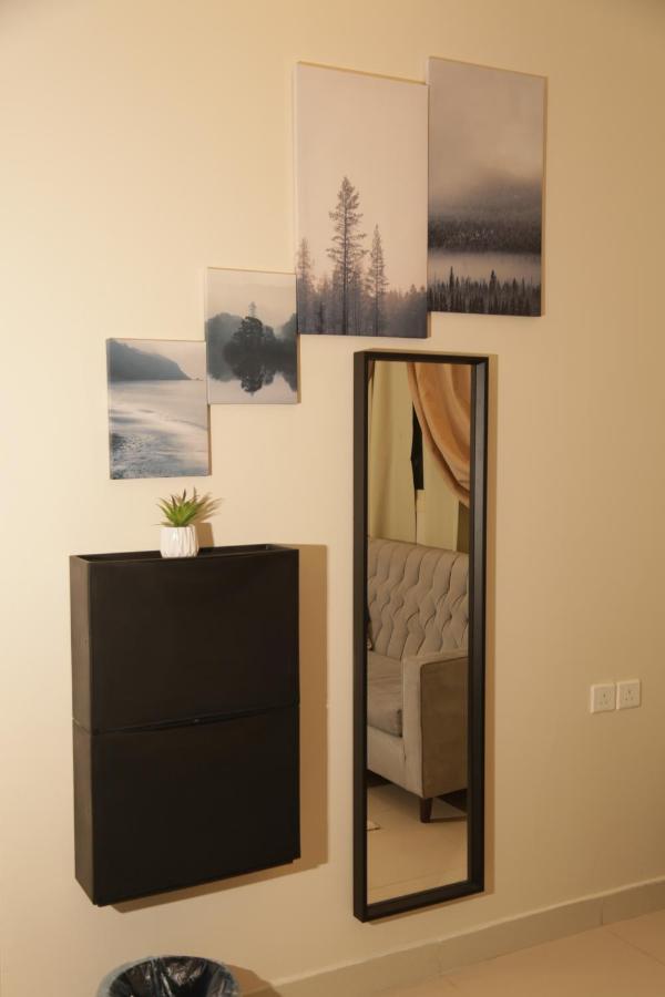 Spacious Apartments At Basla St 3 Mins From King Fahd Stadium Рияд Екстериор снимка