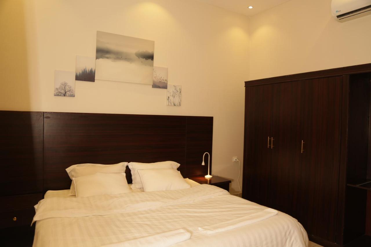 Spacious Apartments At Basla St 3 Mins From King Fahd Stadium Рияд Екстериор снимка