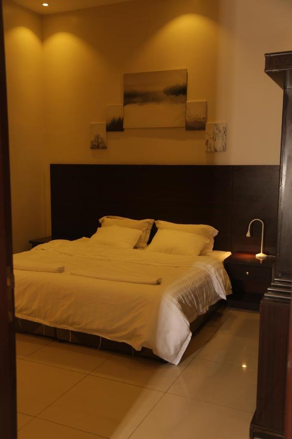 Spacious Apartments At Basla St 3 Mins From King Fahd Stadium Рияд Екстериор снимка