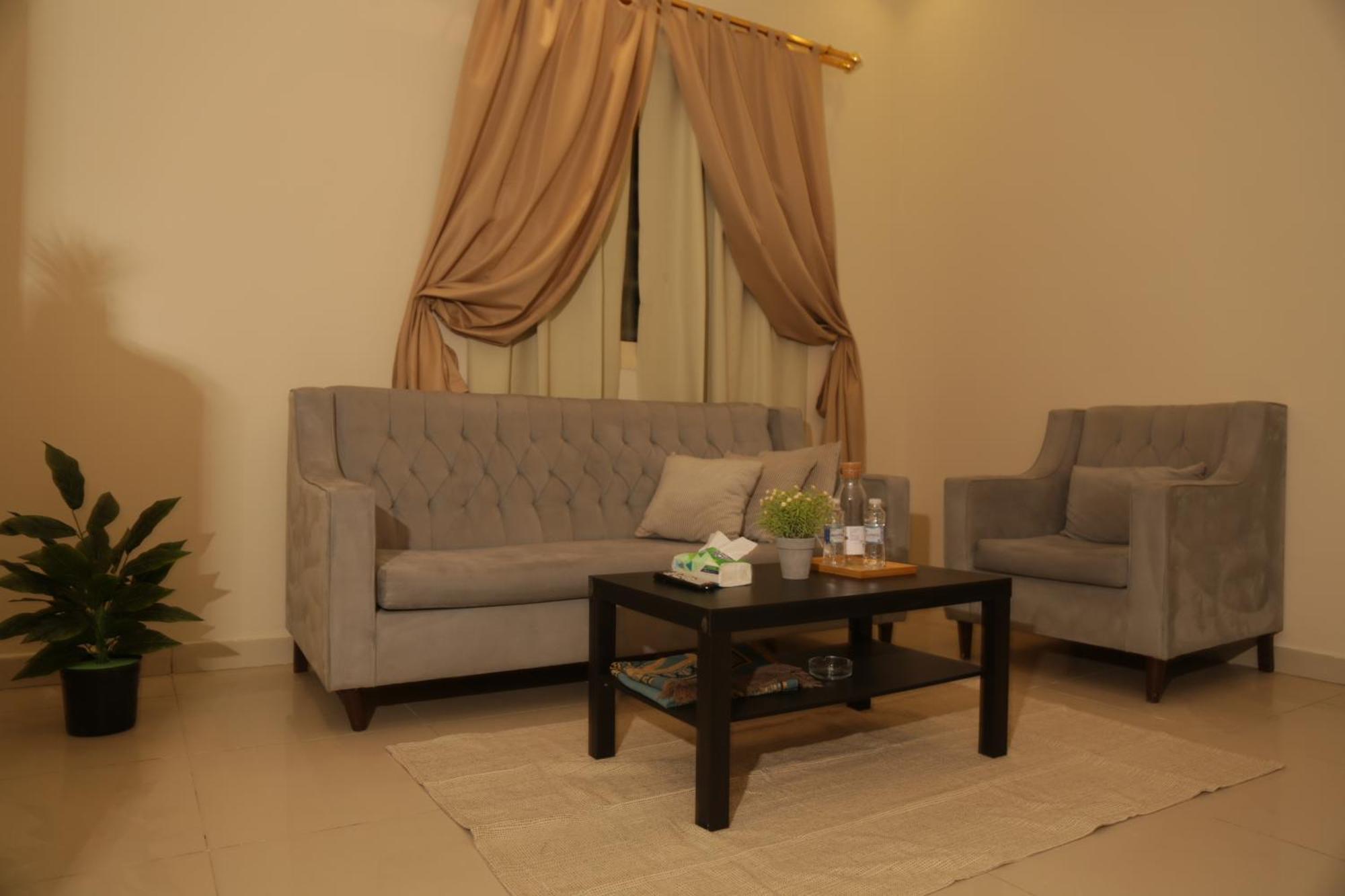Spacious Apartments At Basla St 3 Mins From King Fahd Stadium Рияд Екстериор снимка